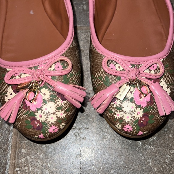 Coach flats sz 6.5 - Picture 2 of 4